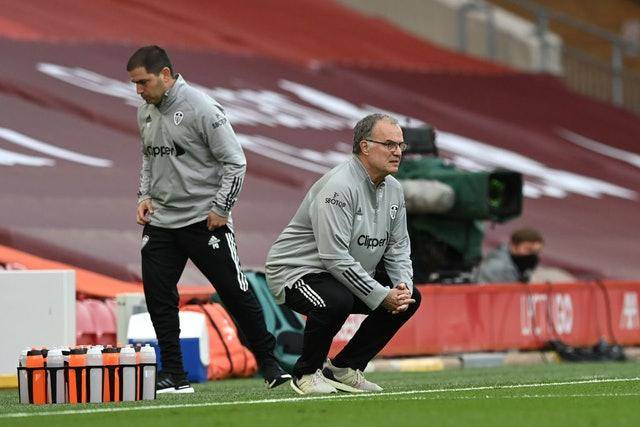 小萨三双詹姆斯18+13+9 国王常规赛横扫湖人